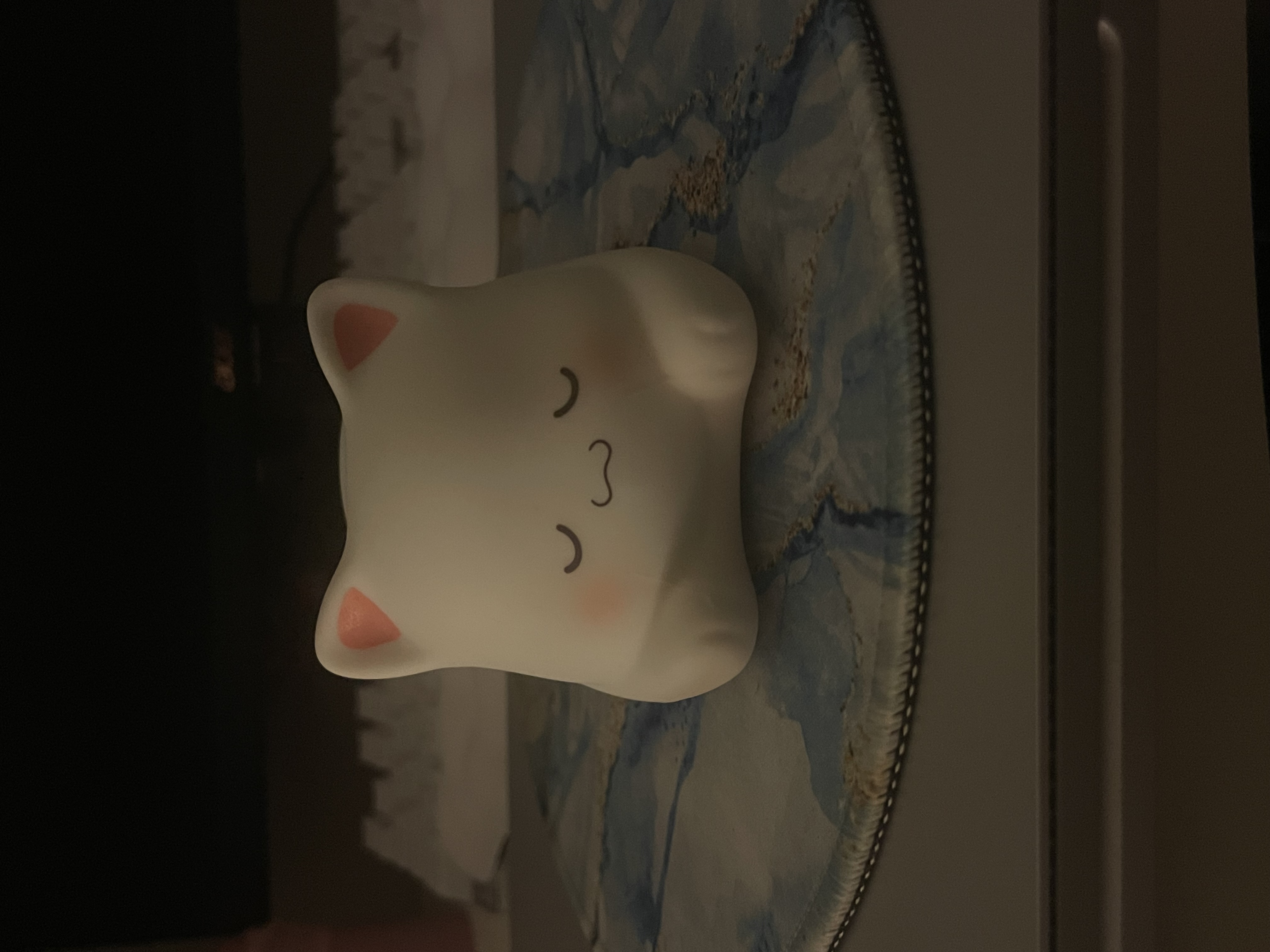 Geometric Object 2: Complex Shape - Cat Light Decor